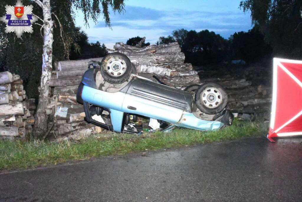 Tragiczny wypadek w powiecie krasnostawskim. Nie żyje 34-letni kierowca 1 EAttachments9654255b09bf89788b332c594e5895738213567 xl