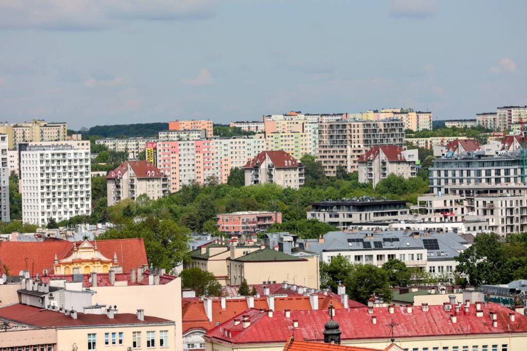 Burze ustąpią miejsca wysokim temperaturom. Prognoza pogody na 29 i 30 sierpnia 1 EAttachments8699701a674608e6d6be1f0bf9c4d2a8877a9f0