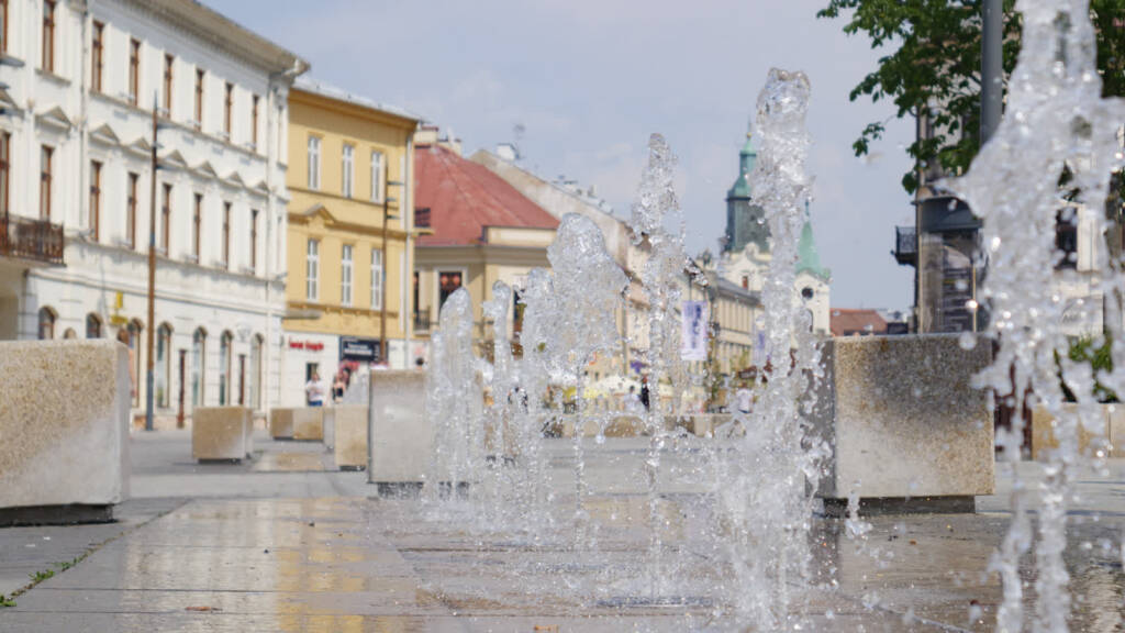 Ekspert o upałach w mieście: W przyszłości musimy inaczej projektować nasze przestrzenie 1 EAttachments9609075caa2e9cae938ae8935dfdffb43f19f9c xl