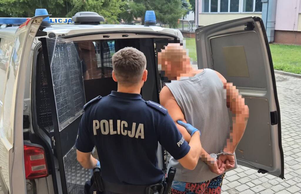 Wydała go głośna muzyka. Teraz "wypocznie" w celi 2 EAttachments96736320bf070d0e79b0530729a9ba856d3ba11 xl