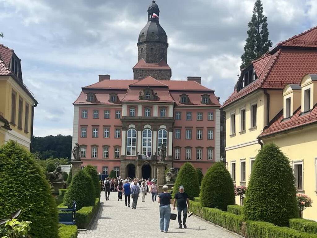 Podróżowanie z radiem: Zamek Książ 1 EAttachments96789883958a1076ba52082e5469c44271a0b3e xl