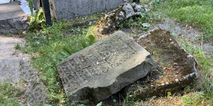Śladami historii. Spacer po starym cmentarzu żydowskim w Lublinie 1 EAttachments967903286c5215af25a7632620fce7d92b1f57a xl