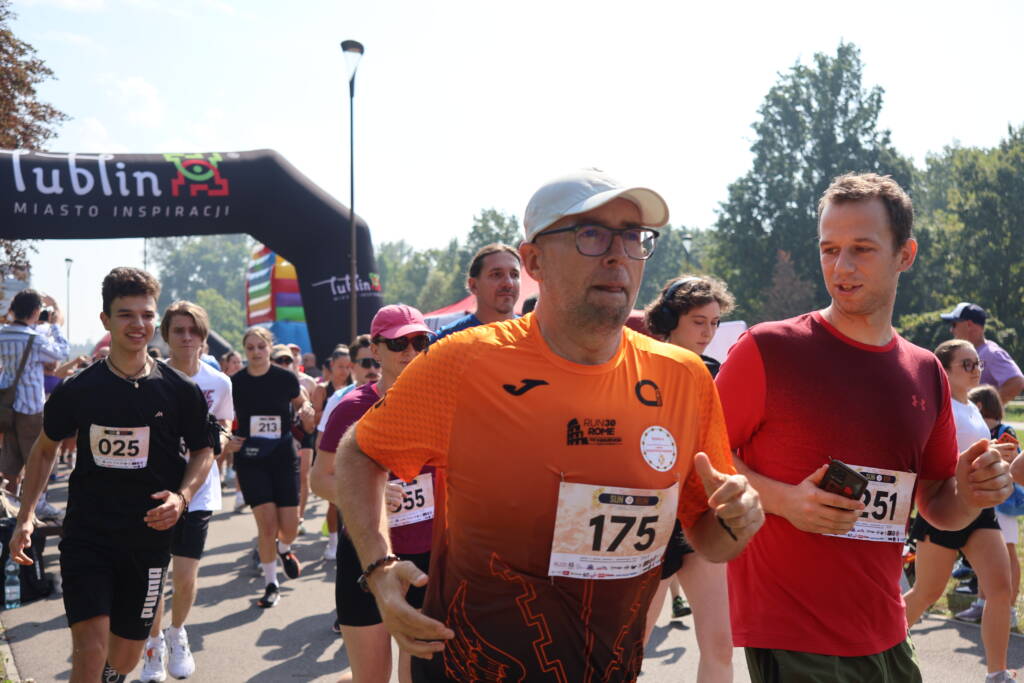 Żółty kolor i 5 kilometrów dobra. Zapisz się na Sun Run w Lublinie 2 EAttachments9685148ba55f9dd686f6771d745118bdc4713b5