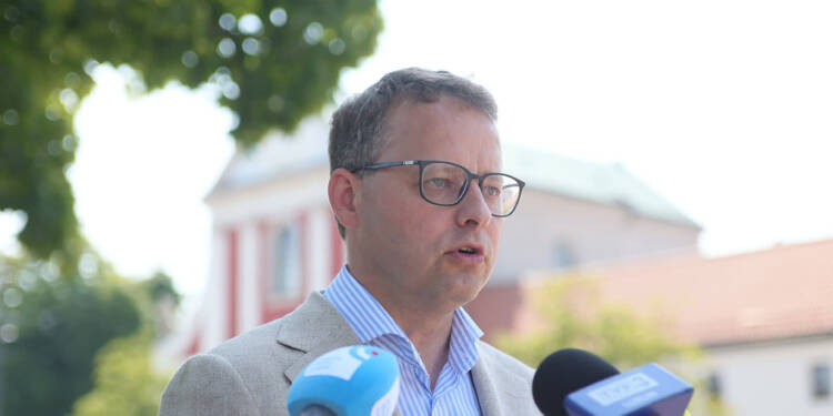 Marcin Romanowski przebywa w Naddniestrzu? Stamtąd wysłał wniosek 1 EAttachments9687247cbdc0563605c3fe73cf65d43bed381d9 xl