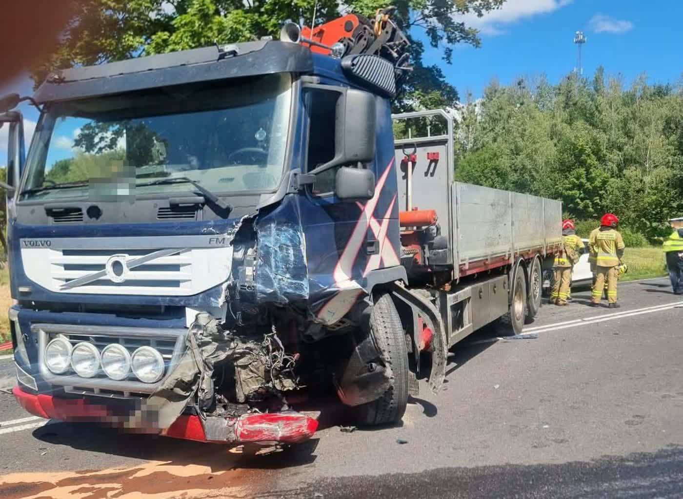 Tragedia na drodze wojewódzkiej. Nie żyje 40-latek 3 772792841_1823219878667004_2095604125000627189_n.jpg