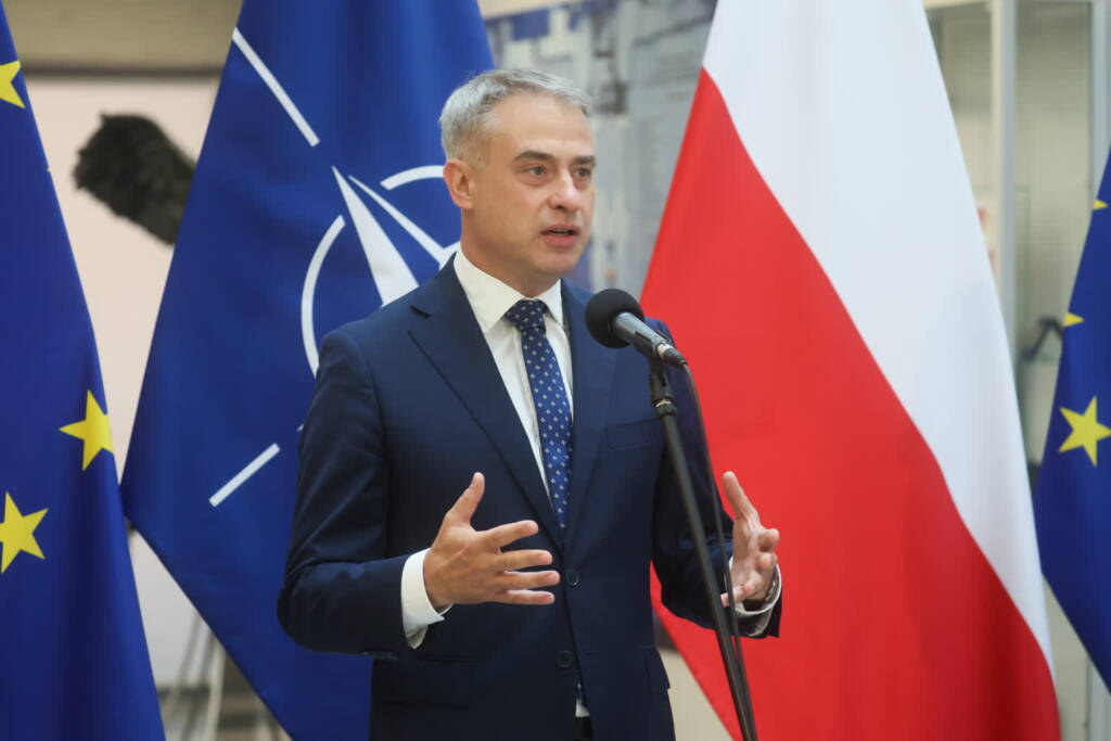 Gawkowski: trwa zabezpieczanie danych, żeby nie były dostępne w darknecie 1 EAttachments9689034d5af4a095040534c3718863f0ef17d1d xl