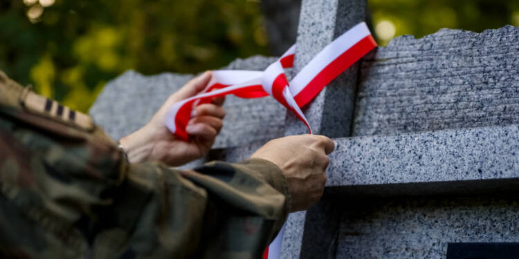 Lubelscy Terytorialsi odwiedzili miejsca pamięci 1 EAttachments9689220f994db8e3846e6d2197f23fb3c326528 xl