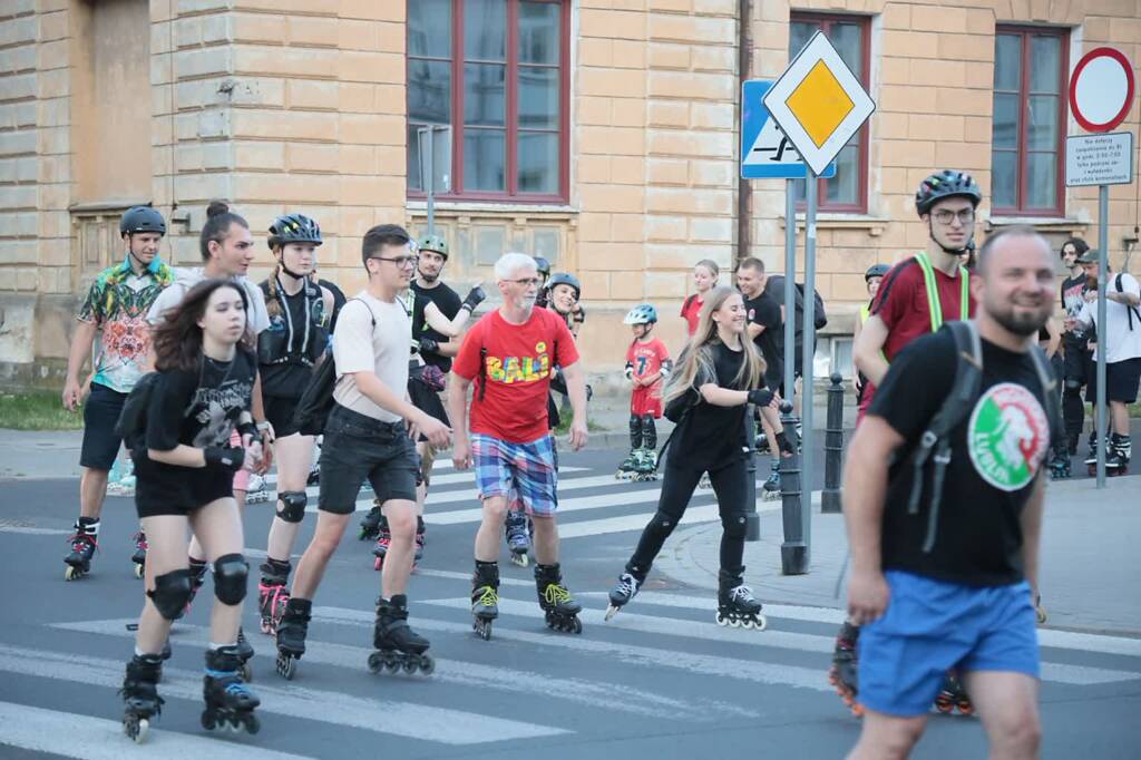 Rolkarze i rowerzyści pojadą przez wieczorny Lublin. Będą spore utrudnienia 1 EAttachments96904081cc2e5cd40780fbedc79e8829013d6dd xl