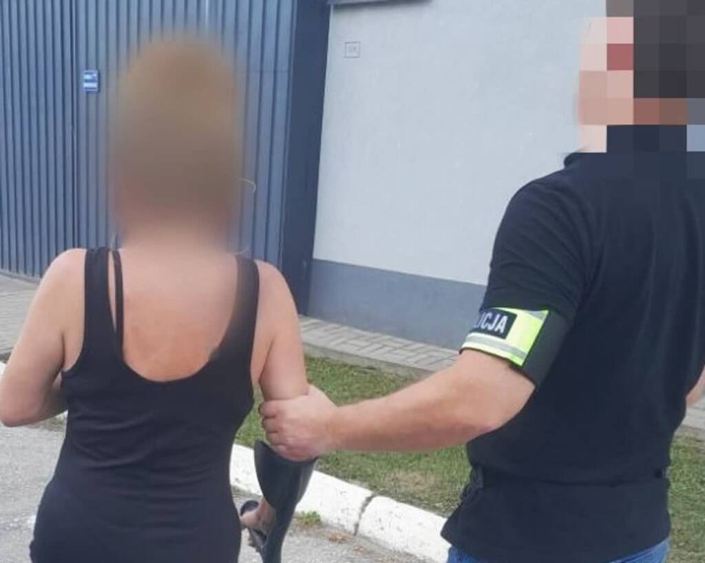 Znęcała się nad synem i byłym mężem. 50-latka w areszcie 1 EAttachments9691526d0dac0c9d1aa9b7913c697cc5fc8eeb5 xl