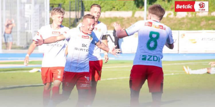 Hetman Zamość z kompletem punktów. Pewna wygrana ze Starem 1 EAttachments9693809c23df43e3136f017b6dce578c47720f4 xl