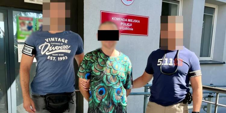 Oszust przyłapany na gorącym uczynku 1 EAttachments9695687e7568a88ac26e0ec35de4e6ebdb078ef xl