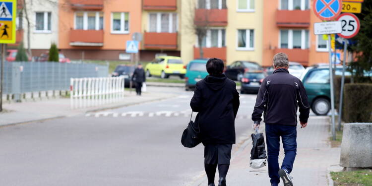 2020-03-31T15:38:02:00 ,  Fot. Piotr Michalski  2020.03.31. TOMASZOW LUBELSKI . MIASTO PODCZAS EPIDEMIA WIRUS SARS-COV-2 , COVID-19 .
FOT. PIOTR MICHALSKI