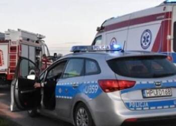 Zderzenie z ciężarówką na drodze krajowej. Jedna osoba w szpitalu 5 EAttachments5779191158c046efbf2e643b06a4f6594de879c