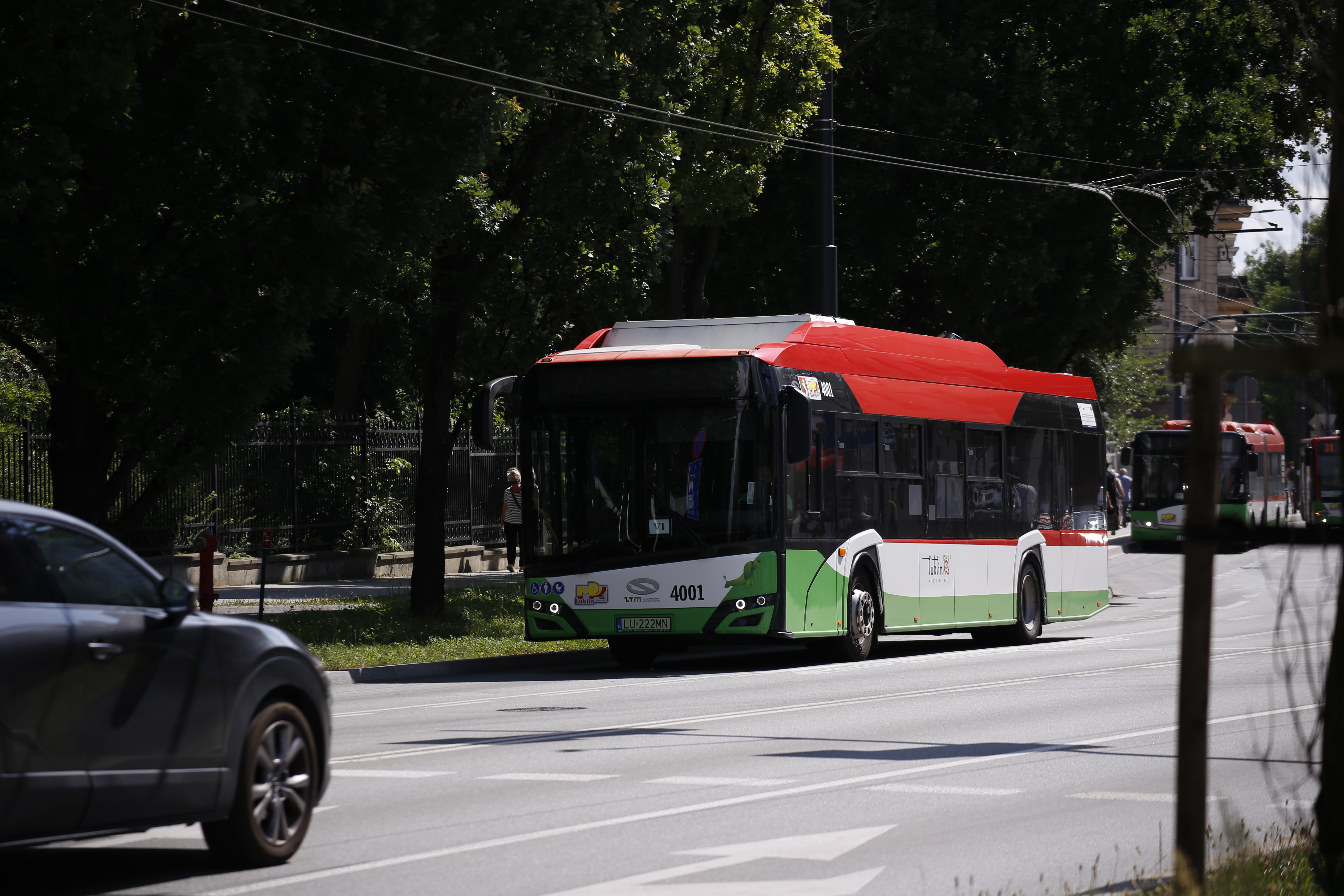 18-latek za kierownicą autobusu. Nowe przepisy już obowiązują