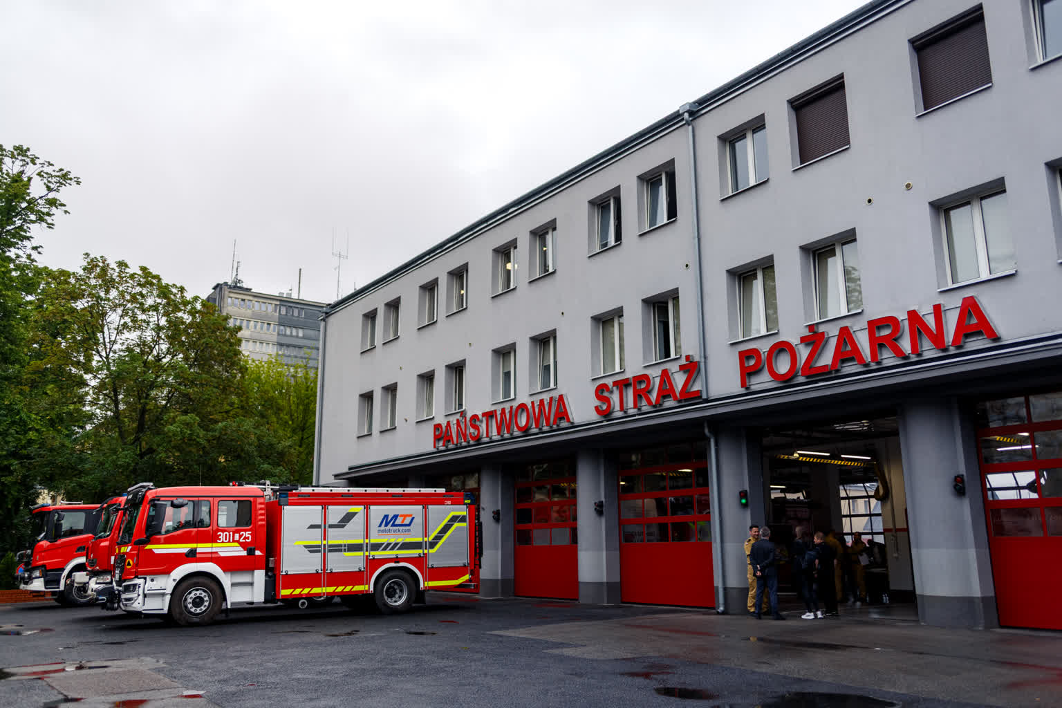 Szkolenia z reagowania kryzysowego. Strażacy przygotują mieszkańców na zagrożenia