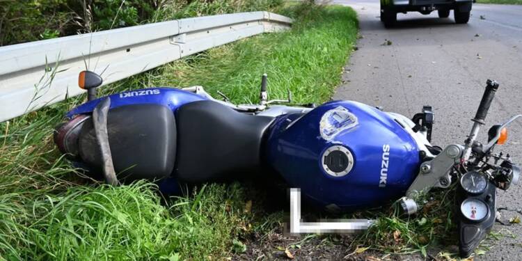 Motocyklista uderzył w barierę mostu. Trafił do szpitala 1 EAttachments973198221fee2d084e7c6ee035ce182140736b8 xl