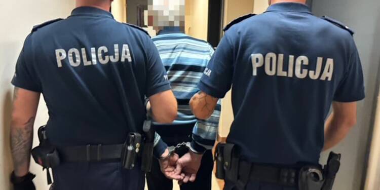 Nielegalna broń i 25 sztuk amunicji. 69-latek z powiatu kraśnickiego zatrzymany 1 EAttachments9733535ed8d6bd0e80cb2f53f99b784ef3cd91c xl