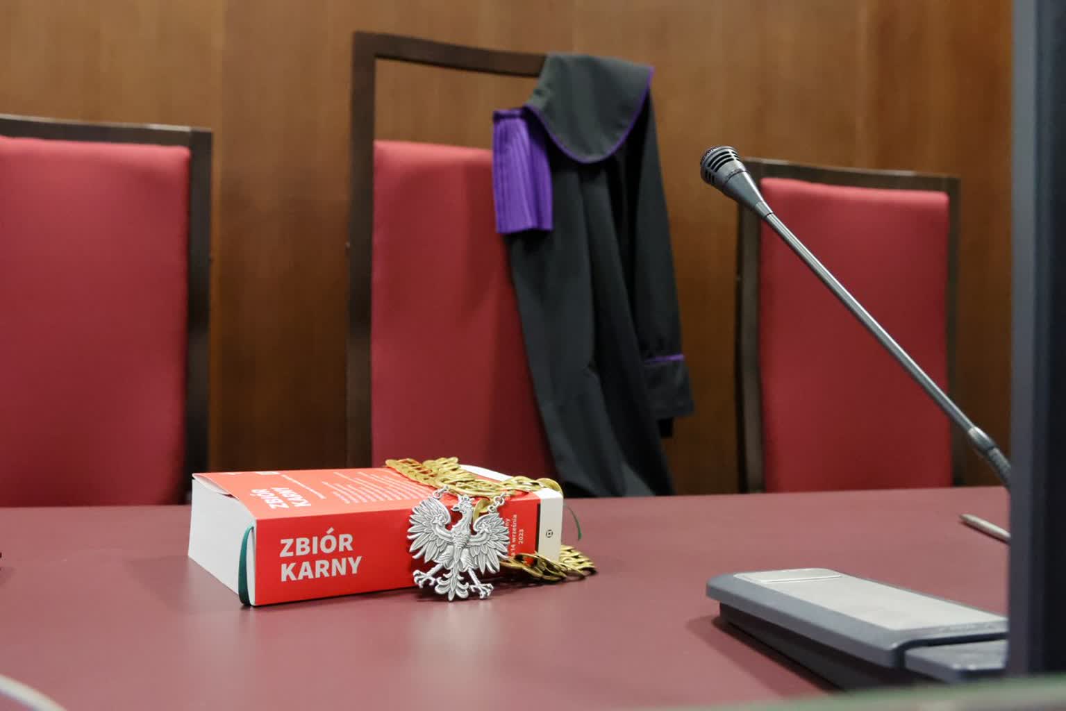 Lekarz z Lublina miał wykorzystywać nastolatki. Usłyszał dwa zarzuty