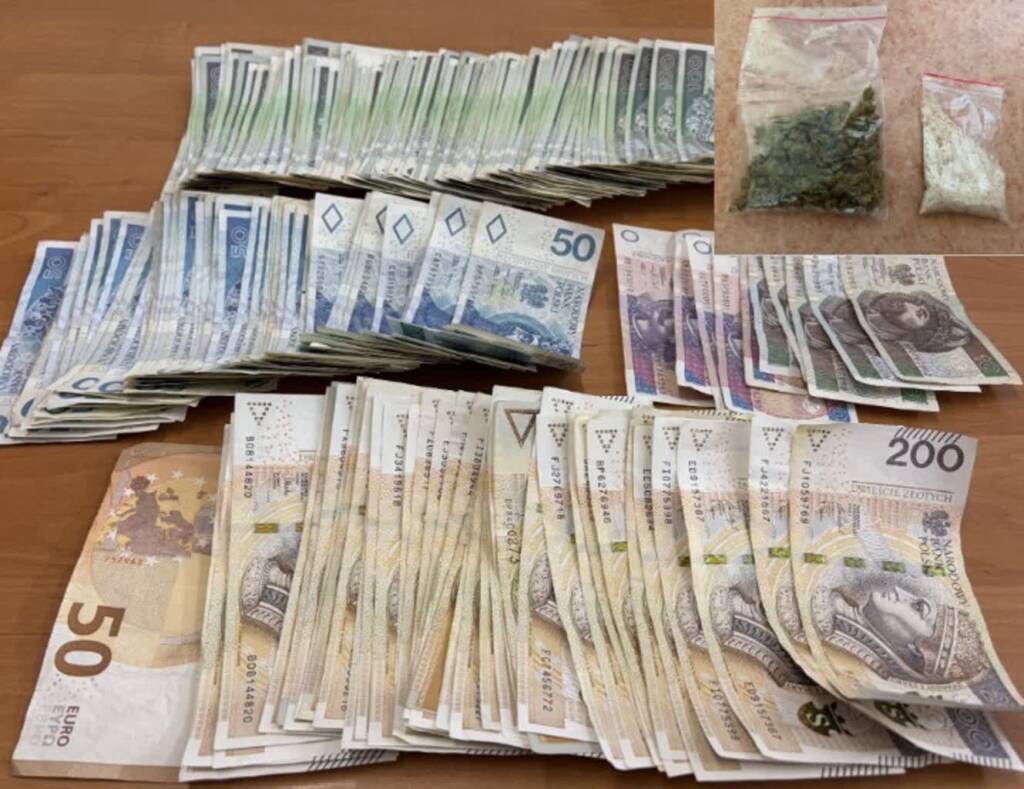 17-latka zatrzymana. Odpowie za posiadanie narkotyków 1 EAttachments9734321e373a6b293b53f0504b4fa93879f19c3 xl