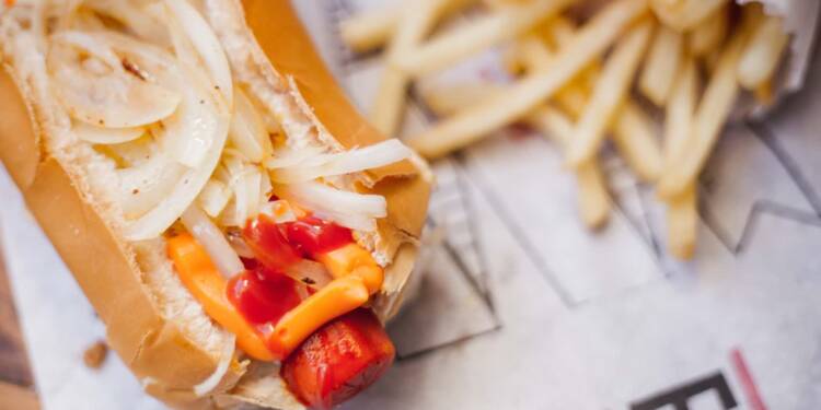 08.09.2026 Czy na pewno? Nadgryzł hot-doga i zawiózł klientowi? Fake news o "ukraińskim" dostawcy jedzenia 1 EAttachments97356061e523c7a7a002eb9fee398abf3a16582 xl