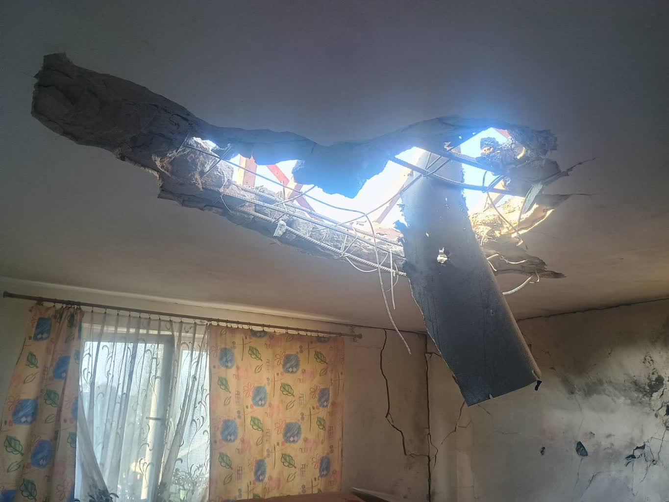 „Najpierw postawimy choinkę”. Dom w Wyrykach ma być gotowy na święta 2 545922358_1176620210954632_973855503602607788_n.jpg