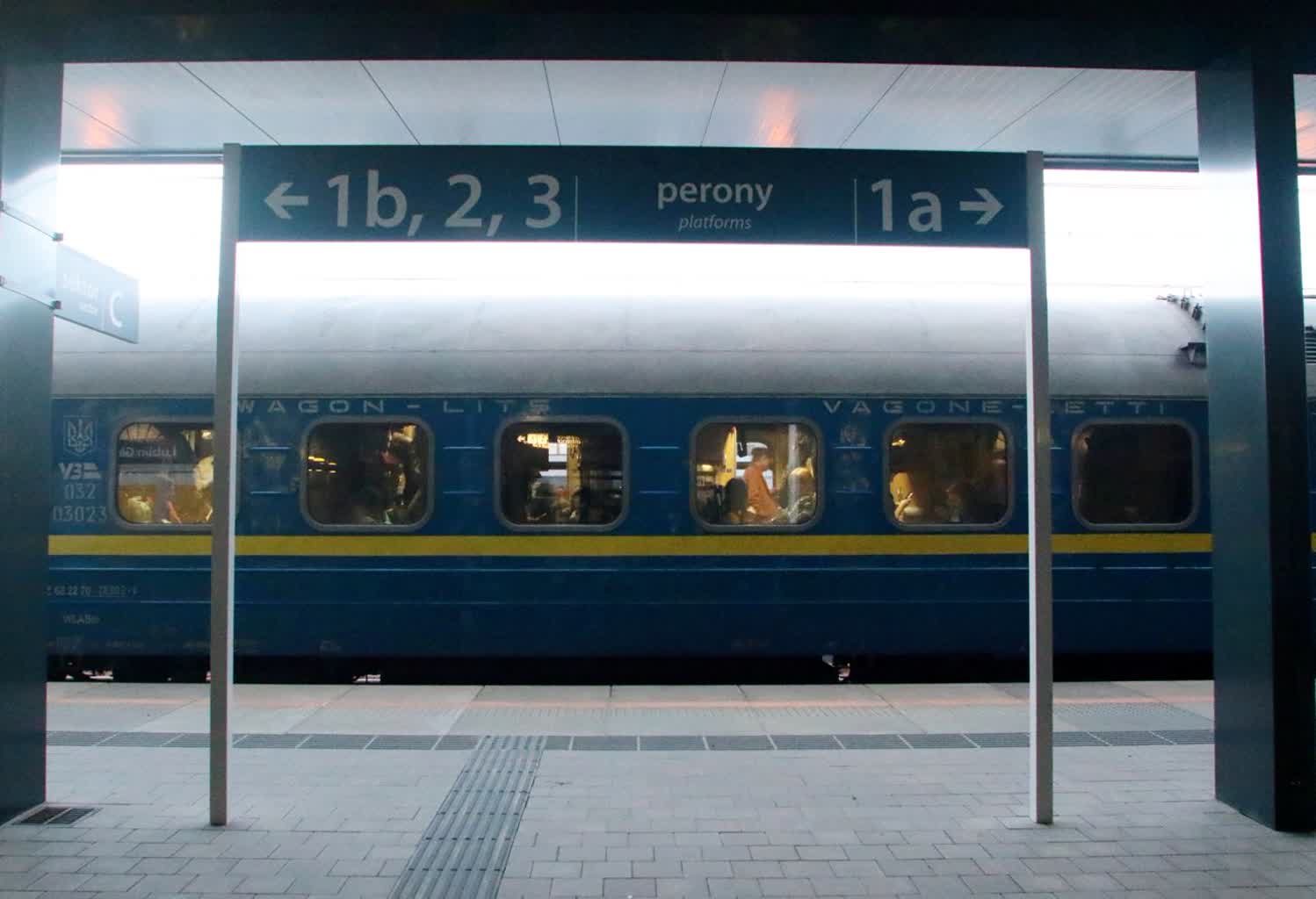 Rosyjski dron uderzył w lokomotywę pociągu Kijów–Warszawa 2 km przed polską granicą