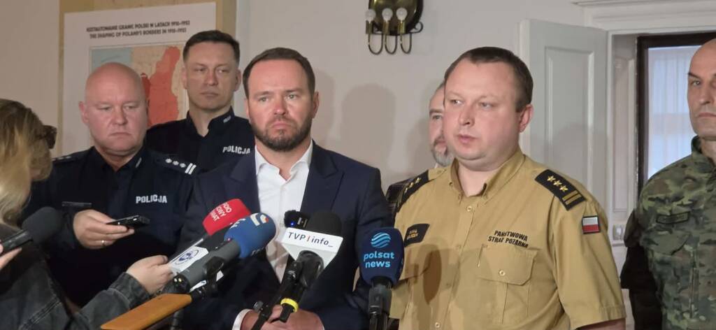 Wojewoda lubelski: Nie było powiatu, w którym syreny nie zostałyby uruchomione 1 EAttachments975544264cbd59925c1201e6f45c79c78e79a6d xl