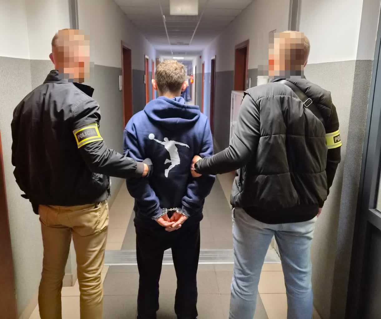 Pobili pracownicę ochrony sklepu. Ukraińcy wydaleni z Polski 2 350-298397.jpg