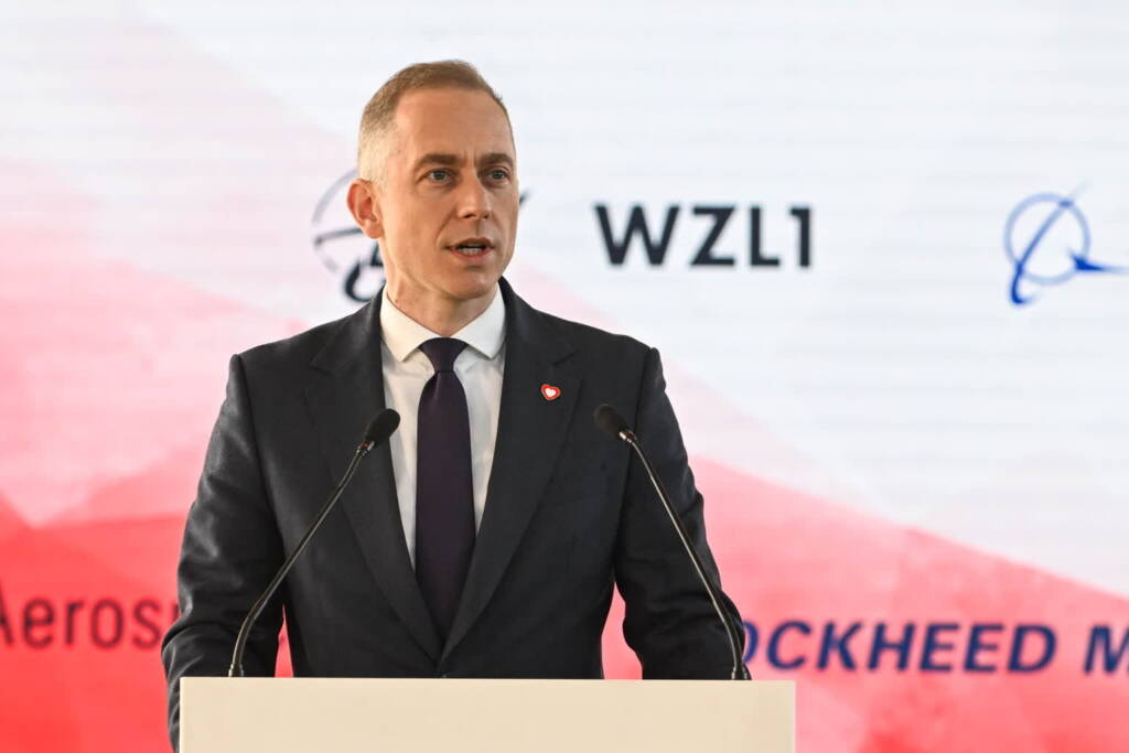 Wiceszef MON: zmieniamy procedury dotyczące używania sił powietrznych 1 EAttachments97759942a34796bc0898fe3abc7ff463f36ea7e xl