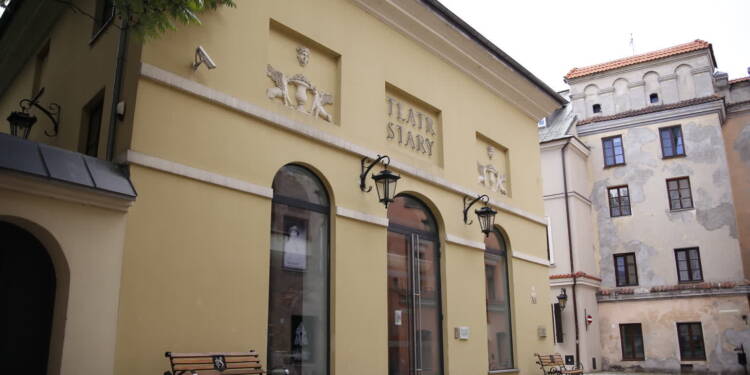 Głusi aktorzy i dostępny teatr. W Lublinie trwa konferencja „Teatr. Nie widać/nie słychać” 1 EAttachments97786994bde3bcf02dc3a65349c4f3b397837f0 xl 1