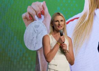 Małgorzata Hołub-Kowalik: Nie jest proste powiedzieć sobie "dość" 9 OLYMPUS DIGITAL CAMERA