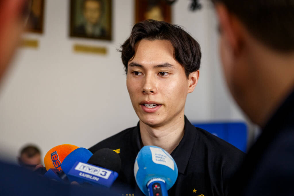 "Dzień dobry, siema, dziękuję". Najpopularniejszy siatkarz świata przywitał się z Lublinem 1 EAttachments9783401418f7449f6398ecf0c0842b3e6d79f7b xl