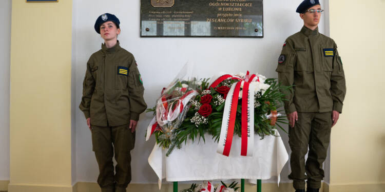 Jubileusz 10-Lecia nadania XXVII LO w Lublinie imienia Zesłańców Sybiru 1 EAttachments9798921ad017fa71cff06c13b786a19717a45bf xl