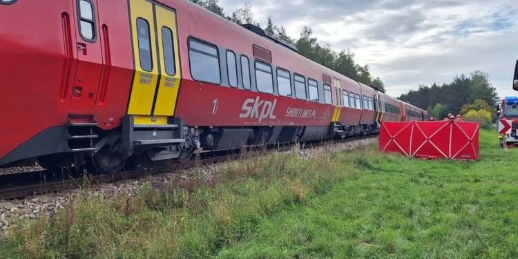 Tragiczny wypadek na torach. Nie żyje 82-latek 1 EAttachments98005247cc54e67667ad5350926b1ce6d2db330 xl