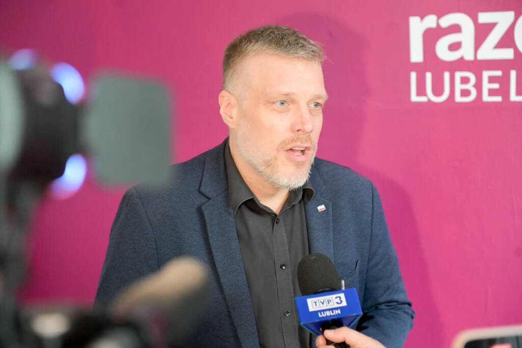 Adrian Zandberg o nadchodzących wyborach parlamentarnych: Partia Razem wystartuje samodzielnie 3 EAttachments9800677e10c4cf0b79883d567913ce83f0aaa59 xl 1
