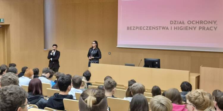 Czas alertów. Szkolenie z reagowania w sytuacjach zagrożenia dla studentów KUL 1 EAttachments980562690ceda8412a2f2f173616c3f9193e5d7 xl