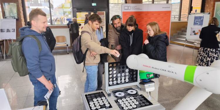 Współpraca nauki i biznesu. Powstało Wschodnie Centrum Nauki i Robotyki 1 EAttachments980974360fde45f4066717da44797b9af780411 xl