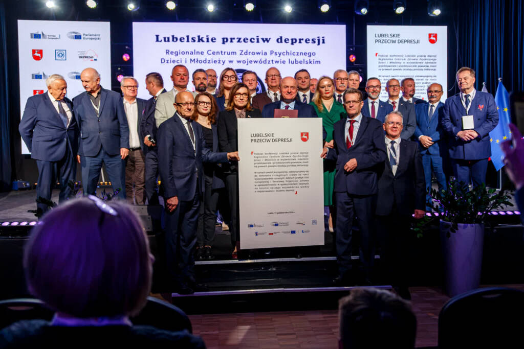 Lubelscy samorządowcy podpisali deklarację "Lubelskie przeciw depresji" 1 EAttachments98103084832beaa9b437d5732c82d3a7fb01645 xl