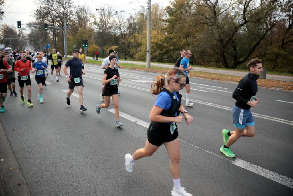 Około 1400 osób na starcie. Marcel Bytnar zwycięzcą 10. Półmaratonu Lubelskiego 2 EAttachments9814994a1524d4d8bd3a66bbcba50dd8b2b33ac xl