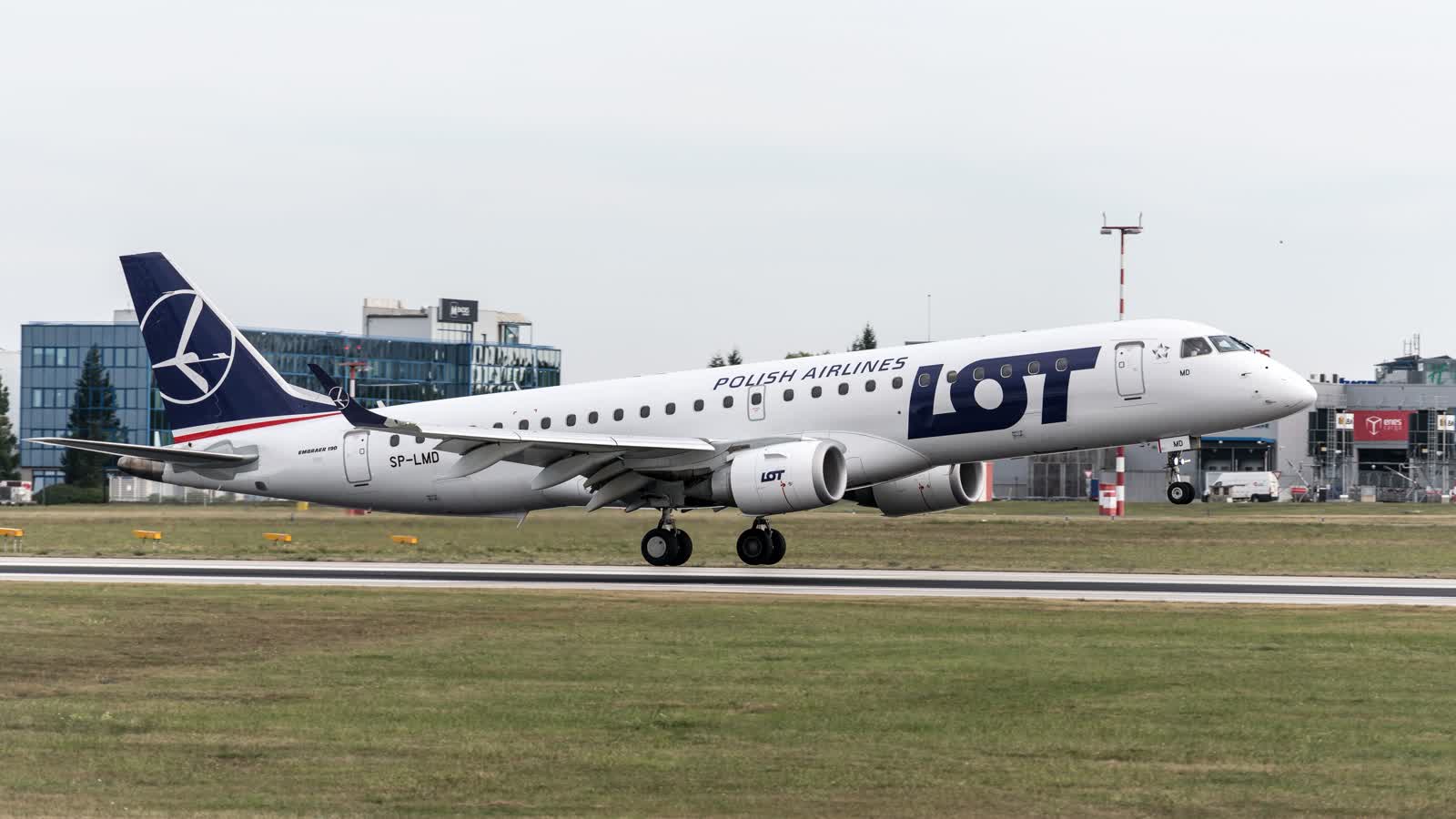 LOT tnie siatkę połączeń. Czy dotknie to Lubelszczyzny?