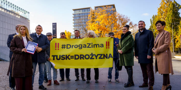 „Tanie ogrzewanie” ma odciążyć domowe budżety. PiS przedstawia projekt ustawy 1 EAttachments9832587aacc7e4d44f605eb44bbbbbf20ddbb8e xl