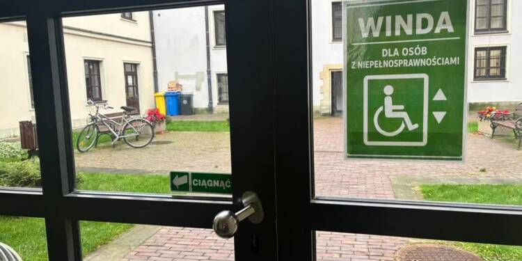 Zabytkowy Zamość pełen barier? Fundacja sprawdziła dostępność miasta 1 EAttachments9839465e03ccec657630c6ade7d610b1a6824d6 xl