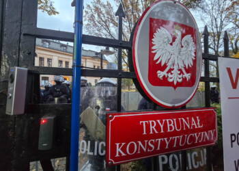 Świat patrzy na Polskę. Ekonomista ostrzega przed skutkami politycznego chaosu 2 EAttachments9841246109b17aae1d7d7662ecc0dc0f148b6d4 xl